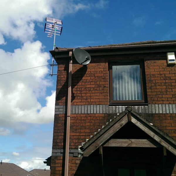 Satellite dish installation and repairs in Sketty
